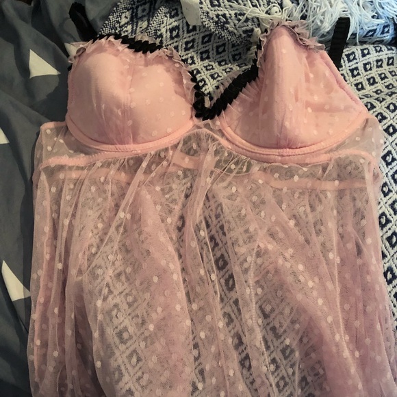 Other - 🎅🏻sheer pink and white teddy